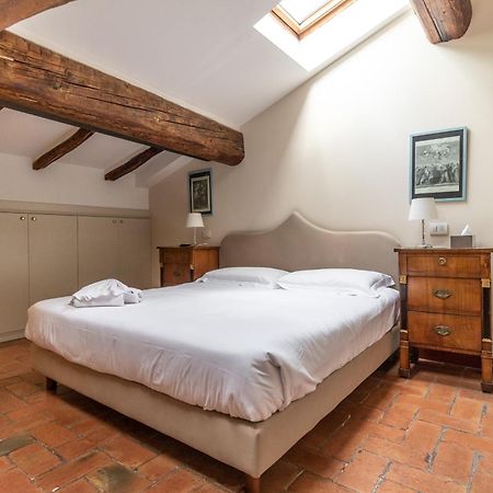 Casa Isolani Charms Rooms Santo Stefano โบโลญญา ภายนอก รูปภาพ