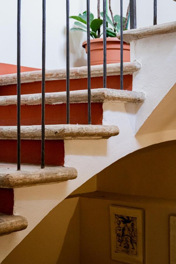 Casa Isolani Charms Rooms Santo Stefano โบโลญญา ภายนอก รูปภาพ
