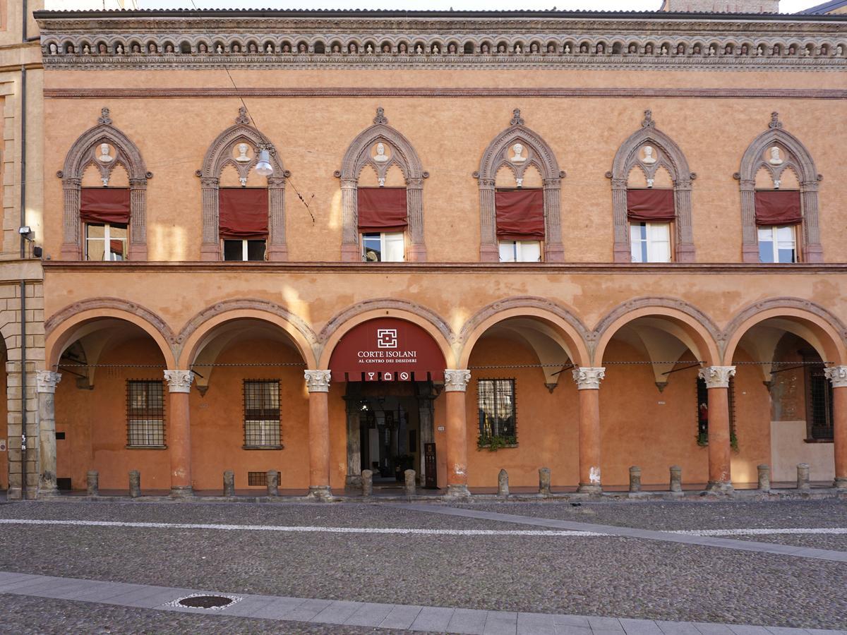 Casa Isolani Charms Rooms Santo Stefano โบโลญญา ภายนอก รูปภาพ