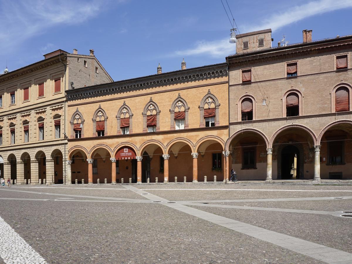 Casa Isolani Charms Rooms Santo Stefano โบโลญญา ภายนอก รูปภาพ